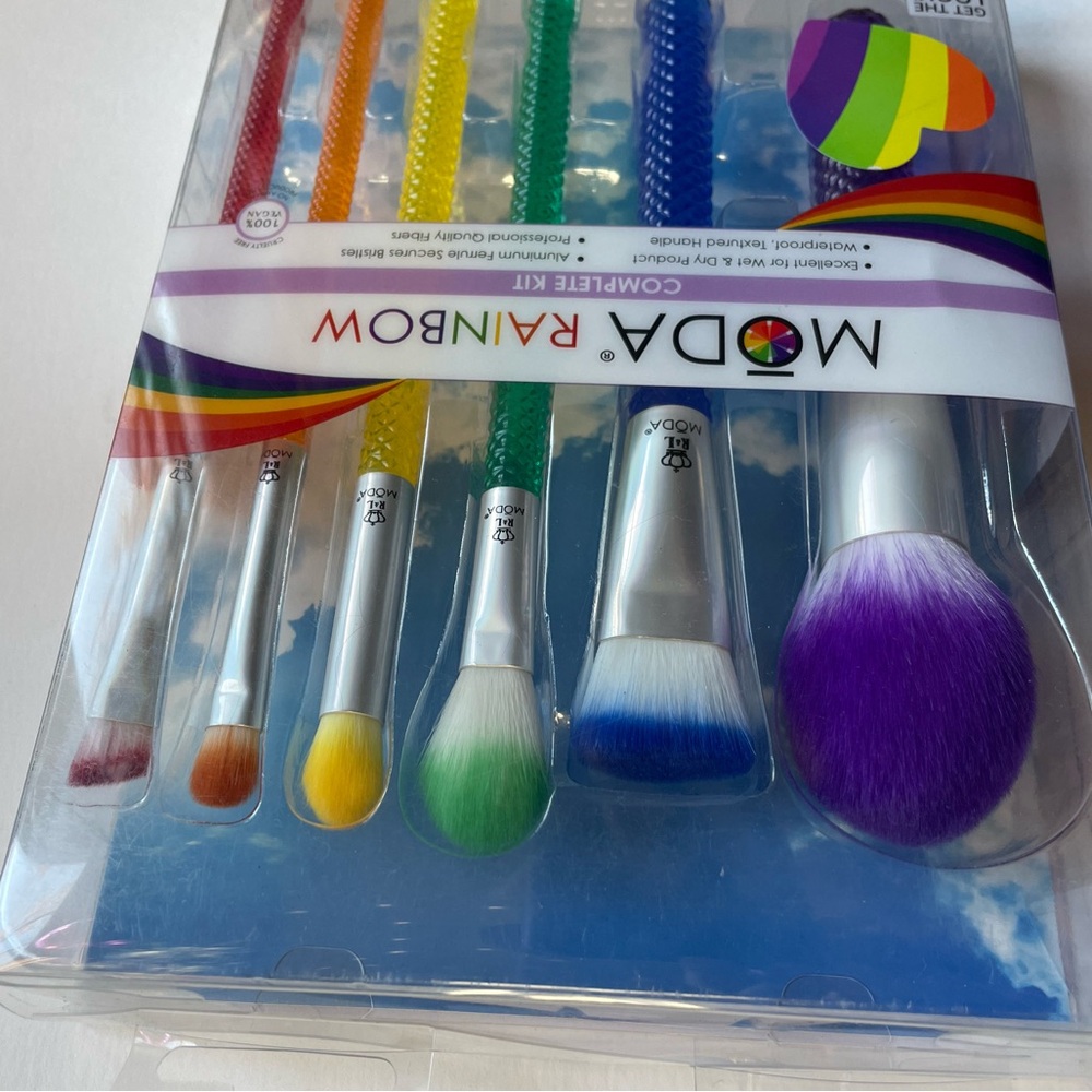 Moda Brush Rainbow Full Face 6pc Makeup Brush Kit NWT! - Picture 3 of 5